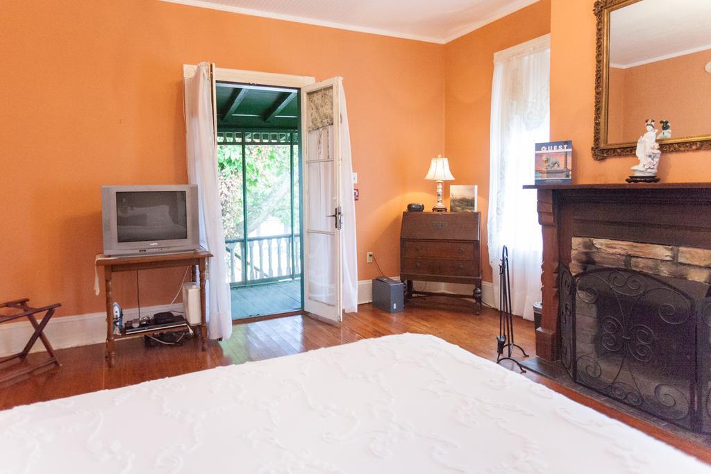 Alexander Homestead Bed And Breakfast St. Augustine Room photo
